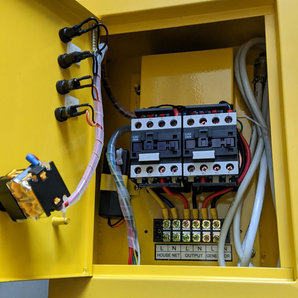 Sinemaster 230V ATS-Yksikkö