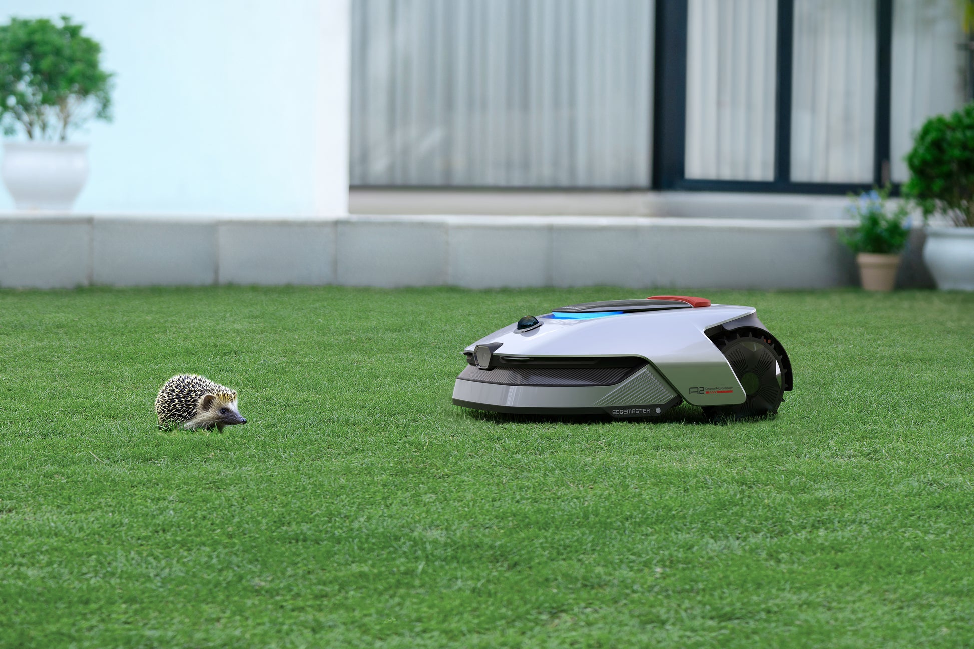 Dreame A2 Pro robottiruohonleikkuri varoo elaimia