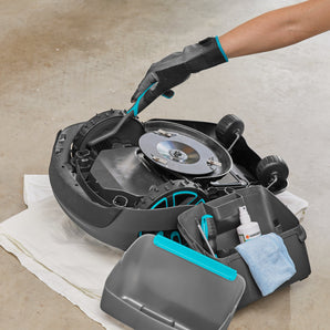 Gardena huolto- ja puhdistussarja robottiruohonleikkurille