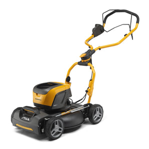 Stiga Multiclip 547e S Kit -itsevetävä ruohonleikkuri
